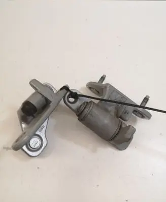 Front door hinge set