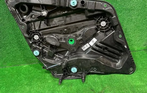 BMW 2 Active Tourer U06 Rear window lifting mechanism without motor 5A444C4