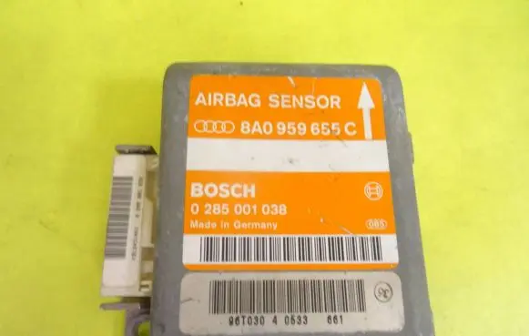 Audi A4 S4 B5 8D Airbag control unit/module 8A0959655C