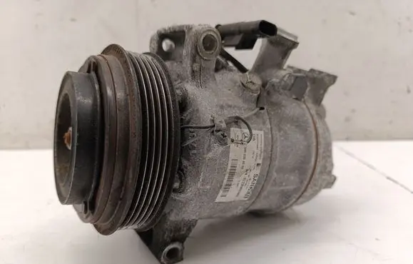 Mercedes-Benz E W213 Air conditioning (A/C) compressor (pump) A0008304500