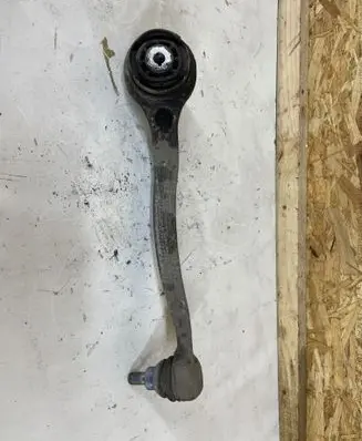 Mercedes-Benz C W205 Front lower control arm/wishbone 20506RE