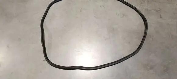 Volkswagen PASSAT B7 Trunk rubber seal (body)