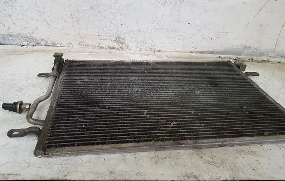 Audi A4 S4 B7 8E 8H A/C cooling radiator (condenser)