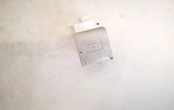 Toyota RAV 4 (XA30) Engine bonnet (hood) release handle