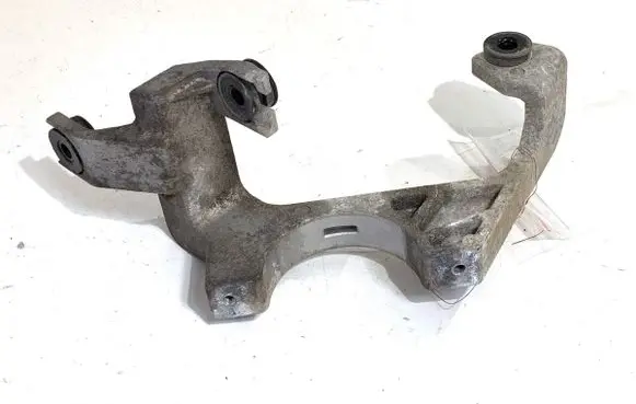 KIA EV6 Engine mounting bracket 
