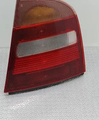 Skoda Octavia Mk1 (1U) Rear/tail lights ZSB1U6945096 1U6945112