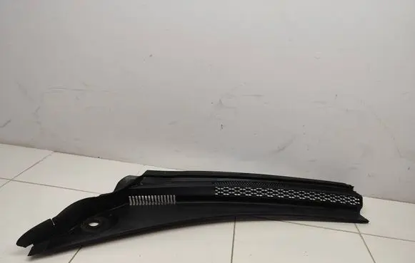 Citroen DS5 Wiper trim 9803902277