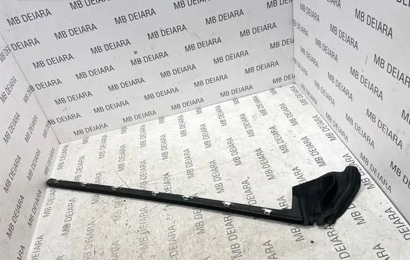 BMW M4 F82 F83 Rubber seal front coupe door window 7279736