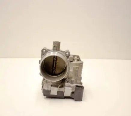 Volkswagen Tiguan Throttle valve 03C133062AA