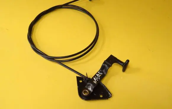 Audi A4 S4 B5 8D Engine bonnet/hood lock release cable 