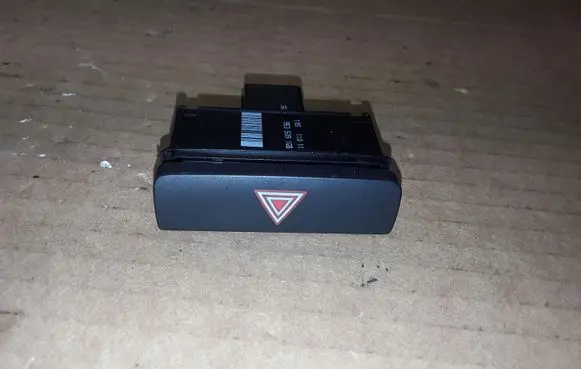 Subaru Forester SG Hazard light switch 9535091QB