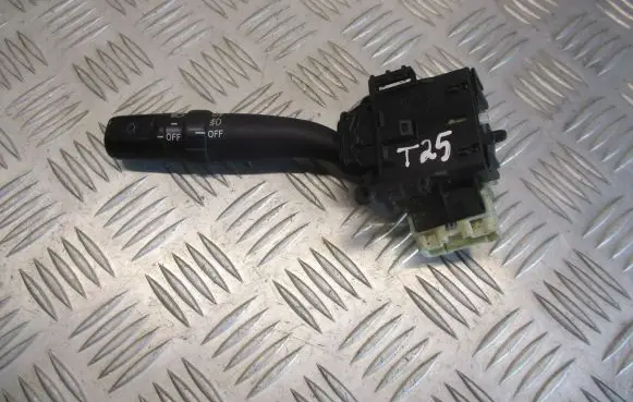 Toyota Avensis T250 Indicator stalk