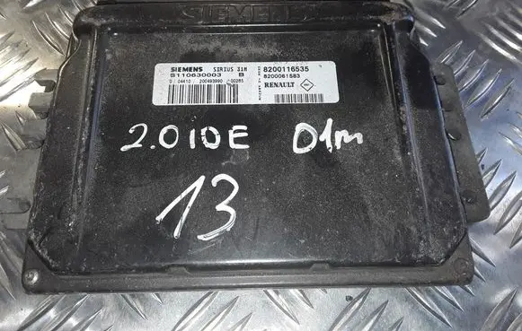 Renault Megane I Engine control unit/module S110630003B 8200116535 8200061583