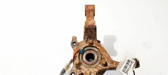 Opel Zafira A Front wheel hub 