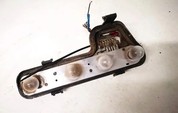 Opel Zafira A Tail light bulb cover holder 5248gm