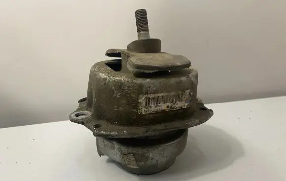 BMW X6 E71 Engine mount bracket 1234567