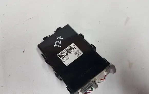 Toyota Avensis T270 Other control units/modules 896810F030IAUTOPI 896810F030