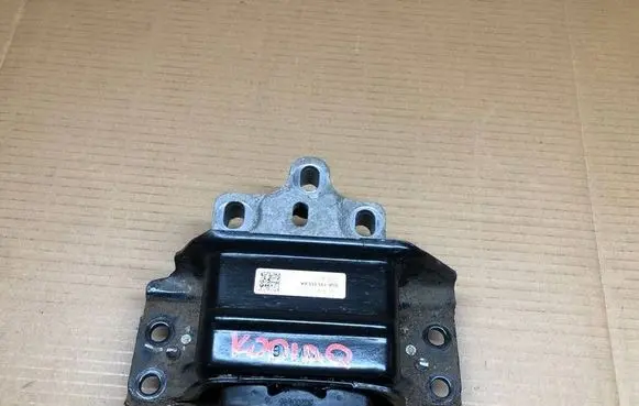 Skoda Kodiaq Gearbox mount 5QA199555AK 27052017