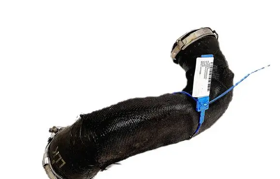 Intercooler hose/pipe