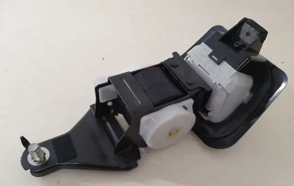 Subaru Forester SH Middle seatbelt (rear) 