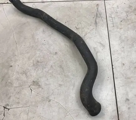 Volvo XC90 Engine coolant pipe/hose 08649741