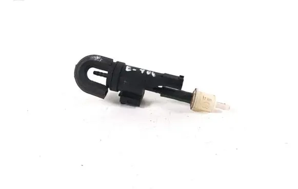 Mercedes-Benz G W461 W463 1st Gen Turbo solenoid valve A0025407097