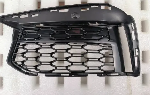 BMW 5 G30 G31 Front bumper lower grill 8089169 51118089169