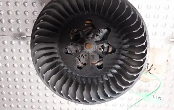 Heater fan/blower