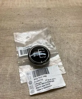 Volkswagen PASSAT B6 Gear shift switch/knob 3C0711144