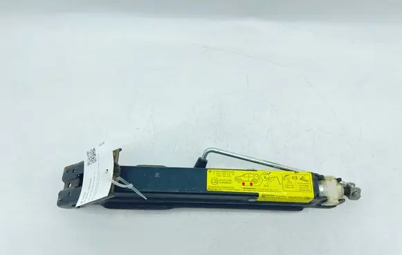 Mercedes-Benz ML W164 Lift Jack A1645800018