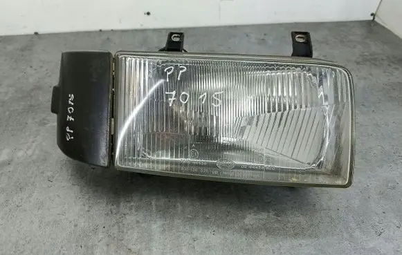 Volkswagen Transporter - Caravelle T4 Headlight/headlamp 30113637000HELLA
