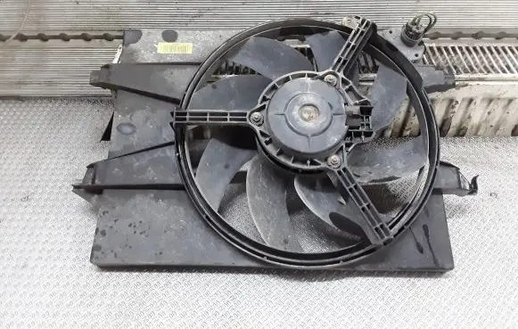 Ford Fiesta Electric radiator cooling fan 8240367