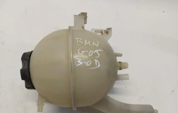 BMW X5 G05 Coolant expansion tank/reservoir 11564310-JLK01
