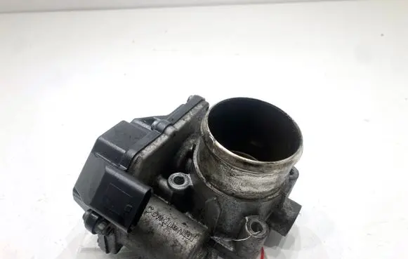 KIA Optima Engine shut-off valve 351002A900