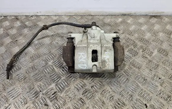 Lexus RX 330 - 350 - 400H Front brake caliper 4775048140