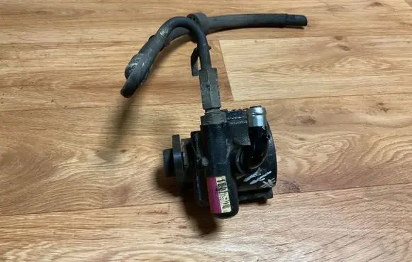 Alfa Romeo 147 Power steering pump 46534757