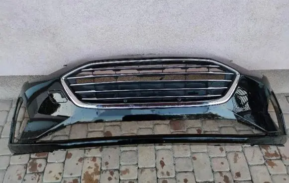 Ford Focus Front bumper JX7B17757A