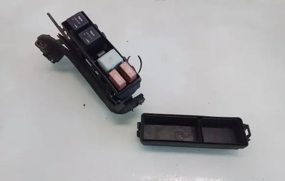 Honda Civic Fuse module