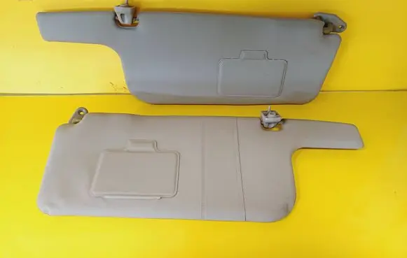 Mitsubishi Colt Sun visor