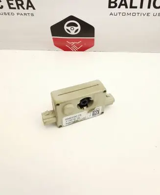 BMW 6 F12 F13 Aerial antenna amplifier 6990090 21367510 28108764