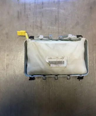 Peugeot 4007 Passenger airbag 7030A026 BGVV1FJADV00
