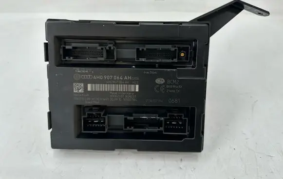 Volkswagen Touareg II Comfort/convenience module 4H0907064AH