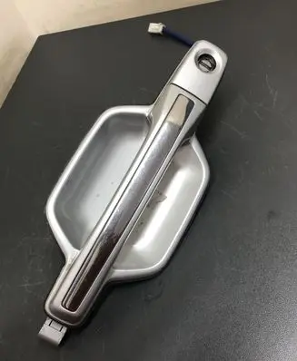 Mitsubishi Pajero Front door exterior handle
