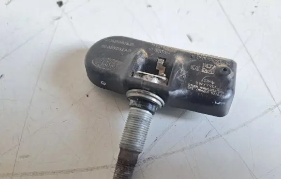 Tire pressure sensor