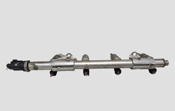 Volkswagen Golf VII Fuel main line pipe 04E133320D 1618211285 0261500374