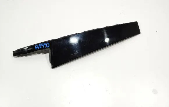 BMW 1 F40 Pillar (middle) 7452380