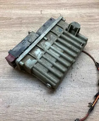 Opel Astra G Coolant fan relay 09131731 252618