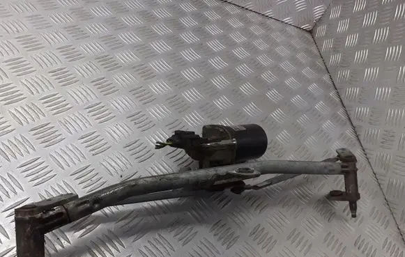 Volkswagen Golf IV Front wiper linkage 1J1955113C