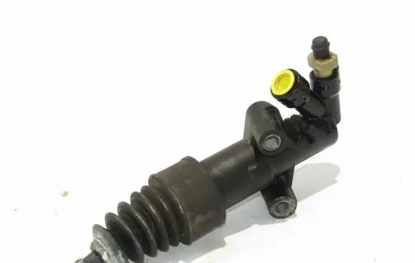 Peugeot 207 Clutch master cylinder 9683039580