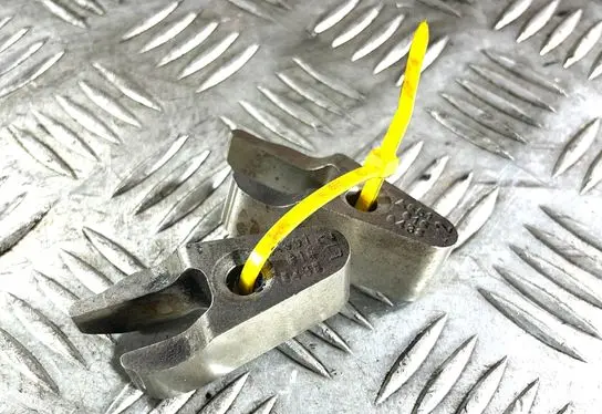 Fuel Injector clamp holder
